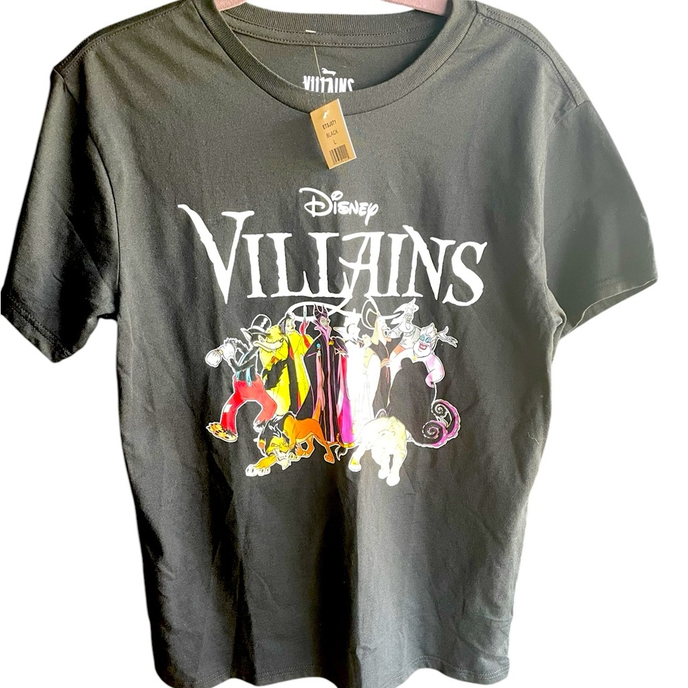 Disney Villains T-Shirt (Large) – Ursula, Cruella,‎ Scar, Jafar, and more!